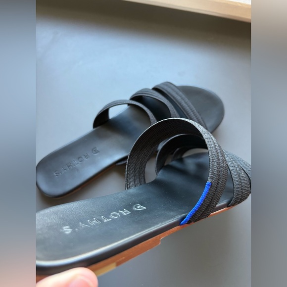 NEW Rothy’s Sandals- 8.5 - Picture 2 of 4